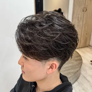 ショート メンズ 吉田 新平のヘアスタイル