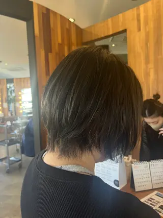 ショート 長南 やよいのヘアスタイル