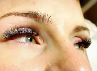 マツエク・マツパ Mibu 小村のマツエク・マツパデザイン