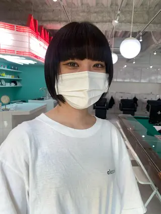 ショート ヘアアレンジ 🧨ブリーチー×ボブ レイヤー💎じゅえるのヘアスタイル