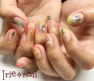 ネイル 與儀 知佳のネイルデザイン