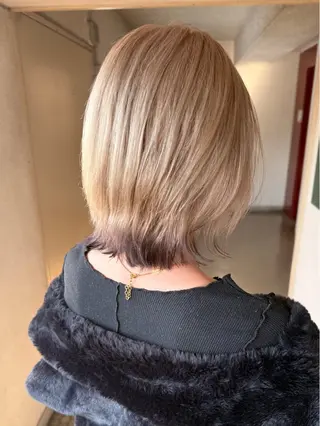 ミディアム カラー 仲村 真里奈のヘアスタイル