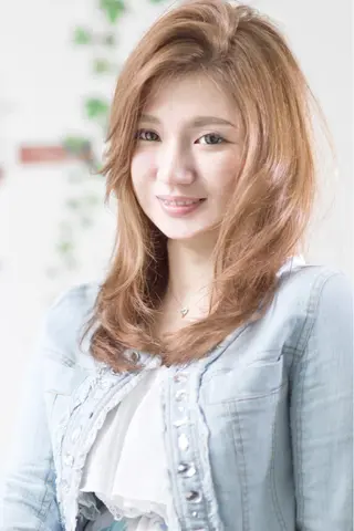 セミロング カラー Royd's 【府内店】のヘアスタイル