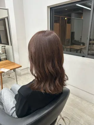 カラー アベ コハルのヘアスタイル