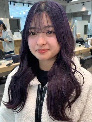 ロング カラー LUCK 本厚木店のヘアスタイル