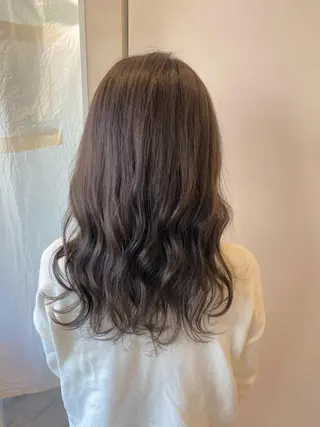 セミロング カラー 顔まわりカット🌟 くびれヘア/寺門遥輝のヘアスタイル