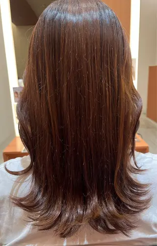 セミロング 光石 季世のヘアスタイル