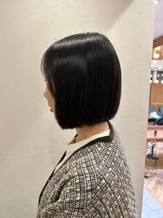 ショート オリーブカラー/みづ き/ボブパーマ🤍のヘアスタイル