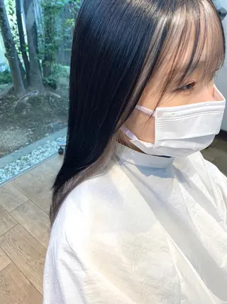 セミロング カラー 桑原 菜摘のヘアスタイル