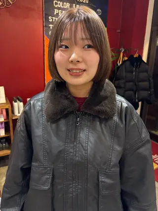 ショート カラー 小日向 沙織のヘアスタイル