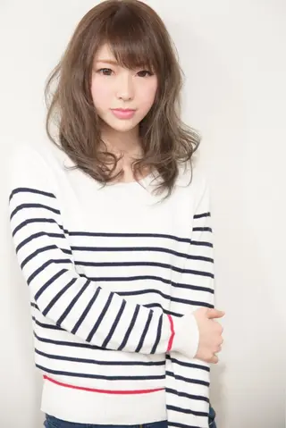 セミロング カラー Royd's 【府内店】のヘアスタイル
