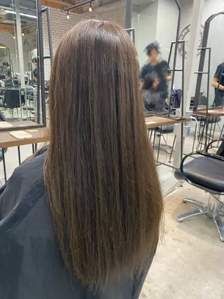 カラー 藤永 みくのヘアスタイル