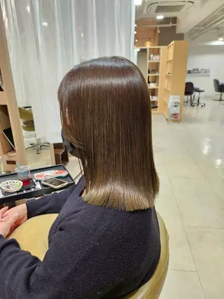 ミディアム 秋山 空澄のヘアスタイル
