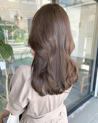 ロング 柏韓国ヘア 白石芽衣のヘアスタイル