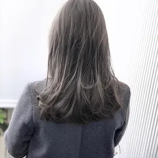 セミロング hoNua. 栄/透明感カラーのヘアスタイル