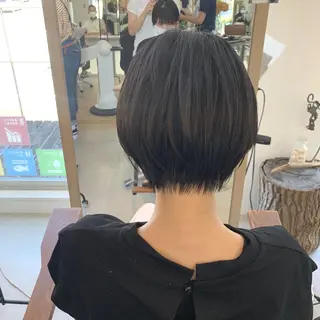 ショート 綿貫 美雪のヘアスタイル