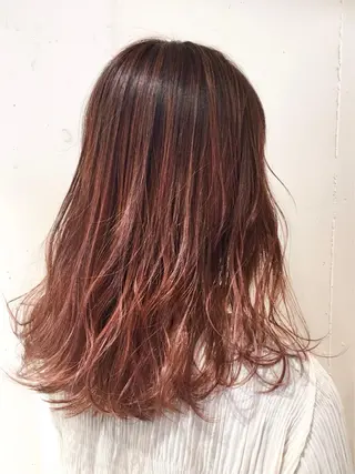 セミロング カラー ベージュカラー🧸 伊藤なつみのヘアスタイル