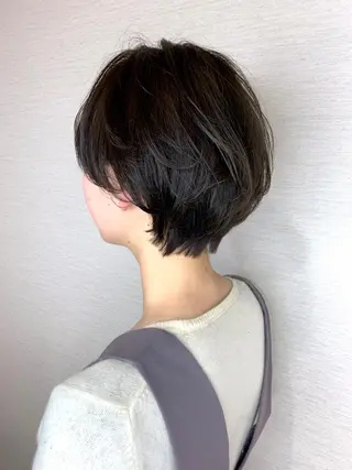 ショート カラー 韓国レイヤーカット/ ダブルカラーのヘアスタイル