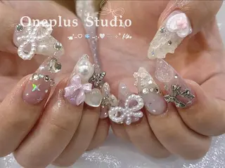 ネイル One Plus Nail Salonのネイルデザイン