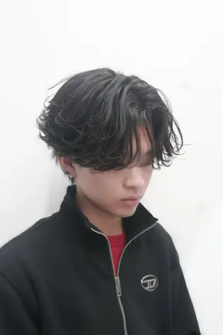 パーマ メンズ 湖城 恵吾のヘアスタイル