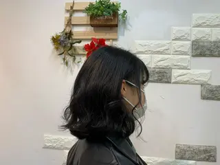 ミディアム カラー 大人デザイン 🍃MORIKA🍃のヘアスタイル