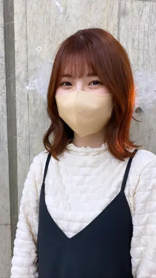 ミディアム カラー KVELL ユナのヘアスタイル