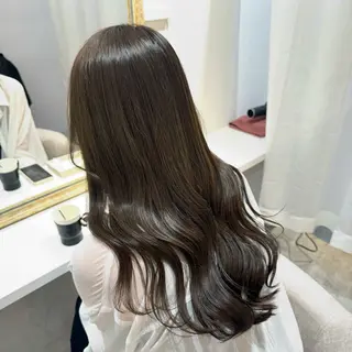 ロング カラー 赤み無し柔らかカラー 【梅田】madokaのヘアスタイル