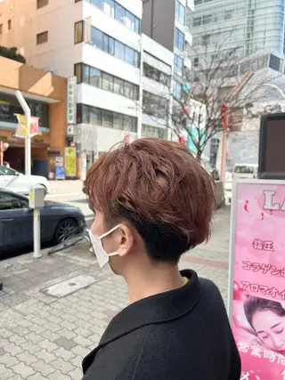 カラー SALOWIN栄 高須大貴のヘアスタイル