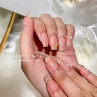 ネイル Blanche mimi.u_aのネイルデザイン