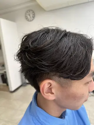 パーマ 長谷川 誠志のヘアスタイル