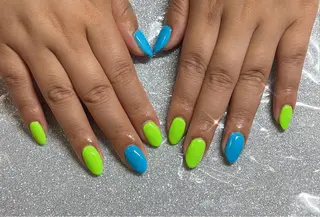 ネイル VIERU 🌈🎀💖のネイルデザイン