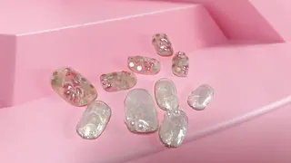 ネイル mano nella manoのネイルデザイン