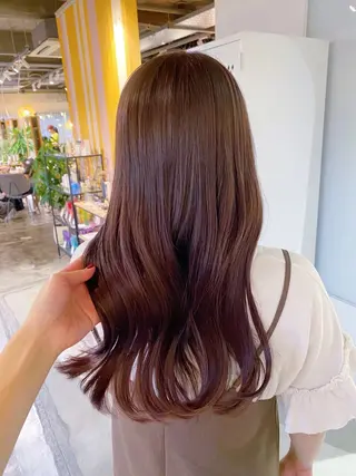 ロング カラー 安藤 結花のヘアスタイル