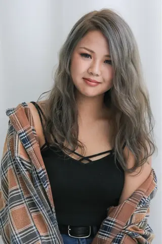 セミロング カラー KEN ZOのヘアスタイル
