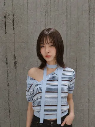 ミディアム ホリグチ ルナのヘアスタイル