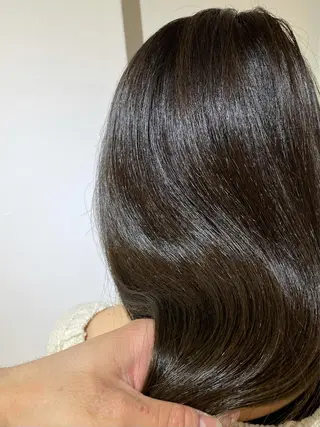 セミロング カラー 過去一の柔髪ヘア 🌿einshairのヘアスタイル