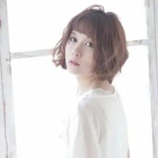 ショート 🇰🇷韓国風艶髪✨ 髪質改善 倉岡しおんのヘアスタイル