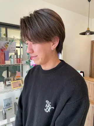 ショート 佐野 岬のヘアスタイル