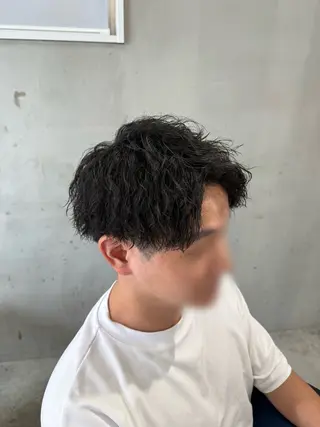 ショート パーマ 山田 翔夢のヘアスタイル