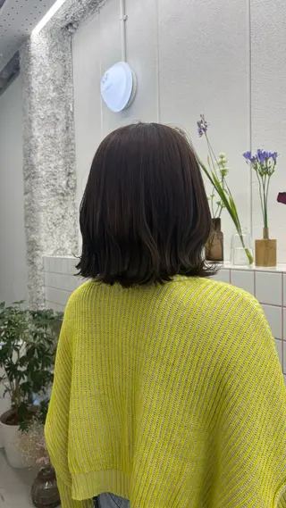カラー Asumi/丸の内 /ブリーチ/花屋併設のヘアスタイル