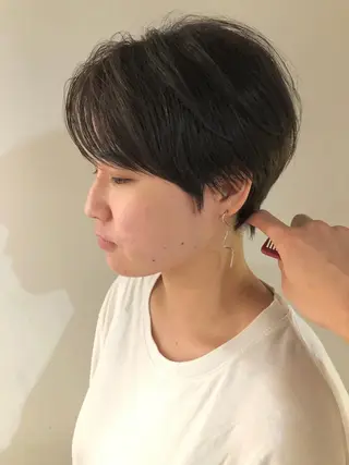 ショート カラー 上品な大人レイヤー 🍀渋谷🍀濱口敬太のヘアスタイル