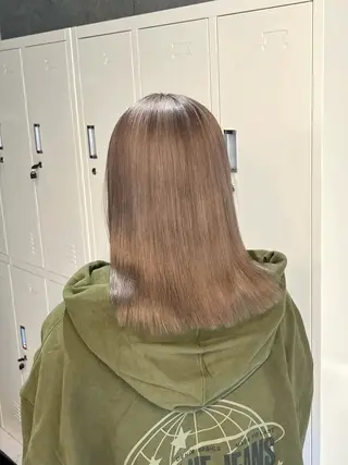 カラー 🦋ハイトーン×ア レンジ💫Leenaのヘアスタイル