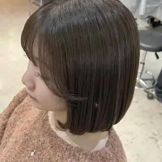 ミディアム カラー akane/ボブ /ブラウンベージュのヘアスタイル