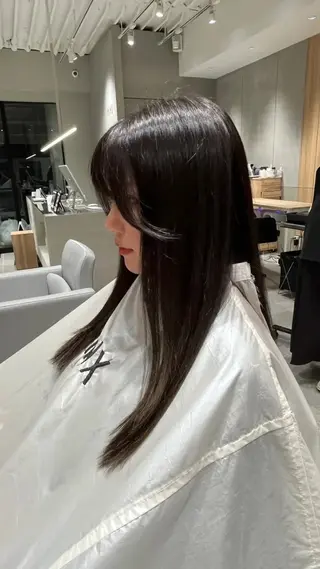 カラー MINX 髙田凜々子 ボブ/ハイトーンのヘアスタイル