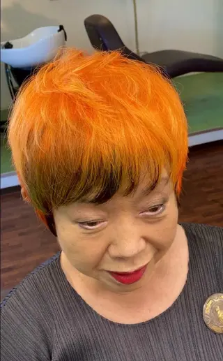 ショート カラー 田牧 みゆきのヘアスタイル