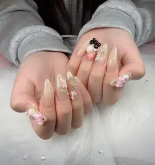 ネイル HIKARIHANA NAILのネイルデザイン