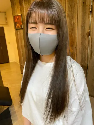 ロング カラー パーマ ヘアアレンジ メンズ キッズ ネイル mana 暖色カラーカットのヘアスタイル