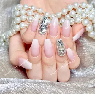 ネイル Momo 🤍のネイルデザイン