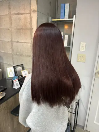 ロング カラー noa 寒色系カラーブリーチのヘアスタイル