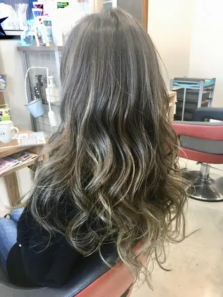 ロング カラー Astilbe所属・chichibu kasumiのヘアスタイル